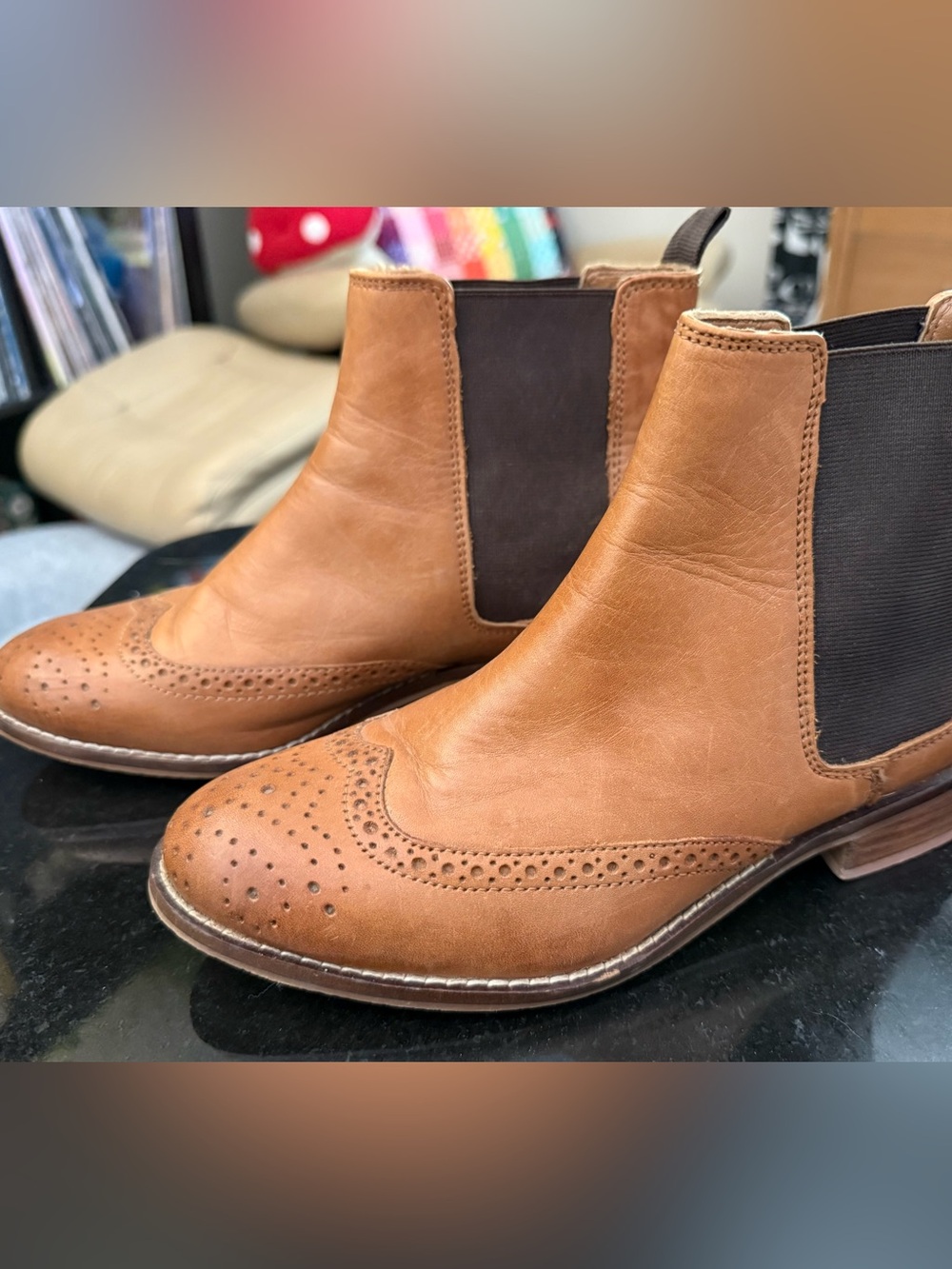 Women’s Tan Leather Chelsea Boots, size 37 (run small), light wear
